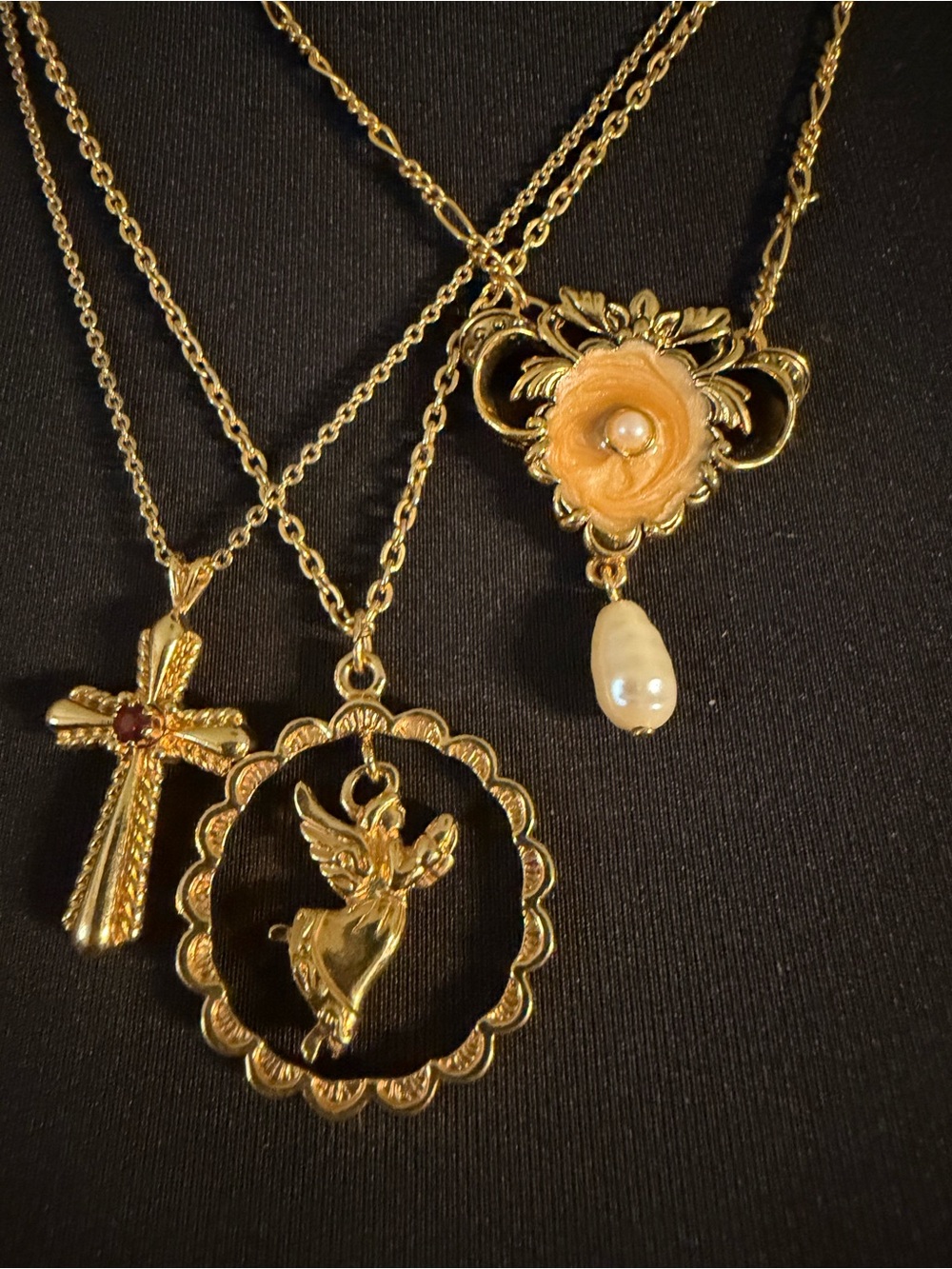 JEWELRY BUNDLE #9
Necklace Set 6 pcs - Picture 3 of 3